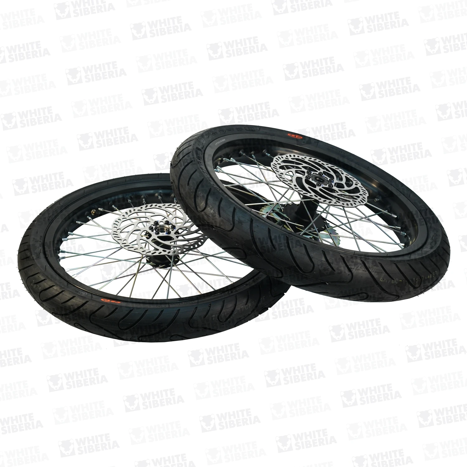Комплект дорожных колёс 17 (СУПЕРМОТО)
