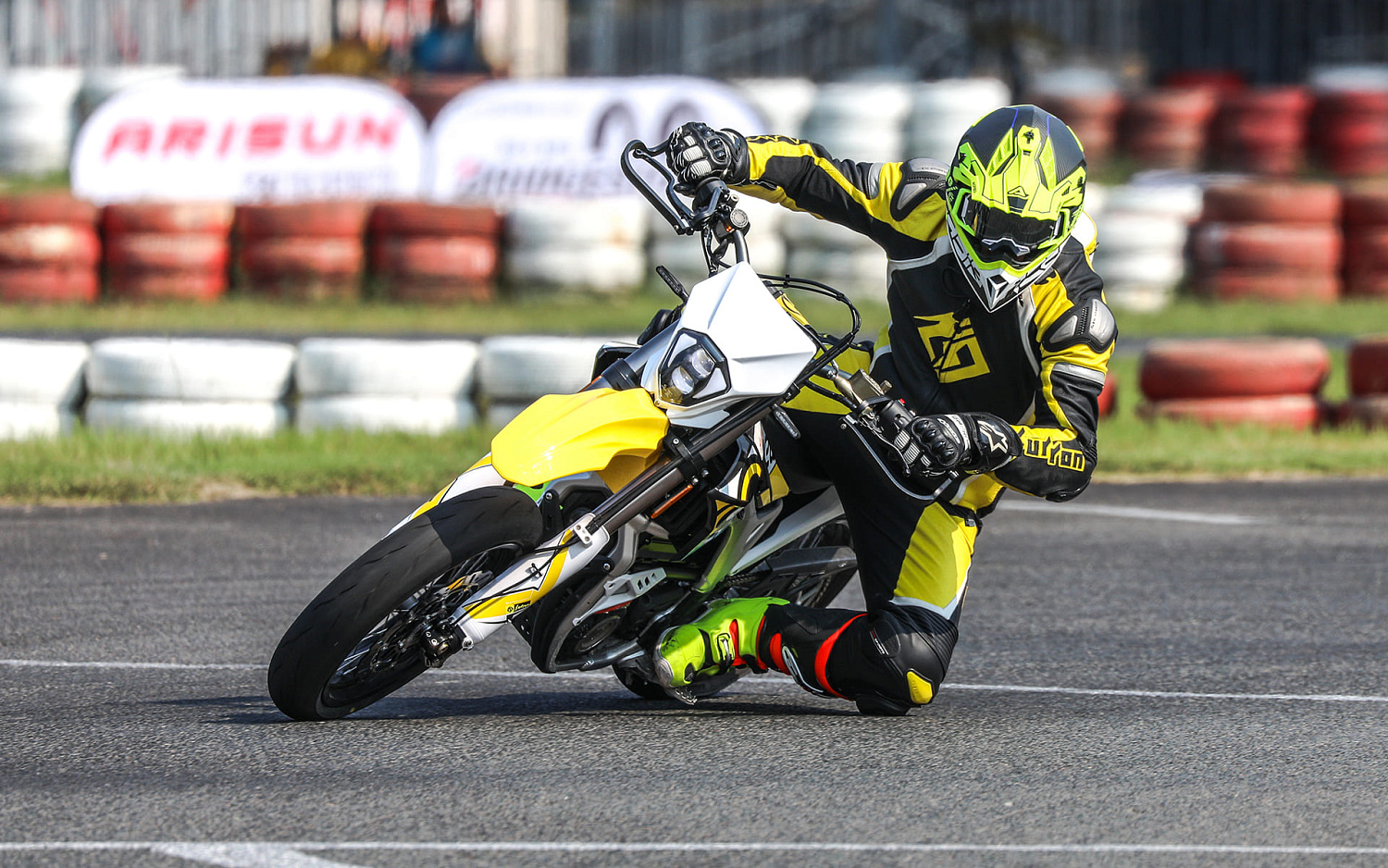 Нужна ли страховка на электромотоцикл